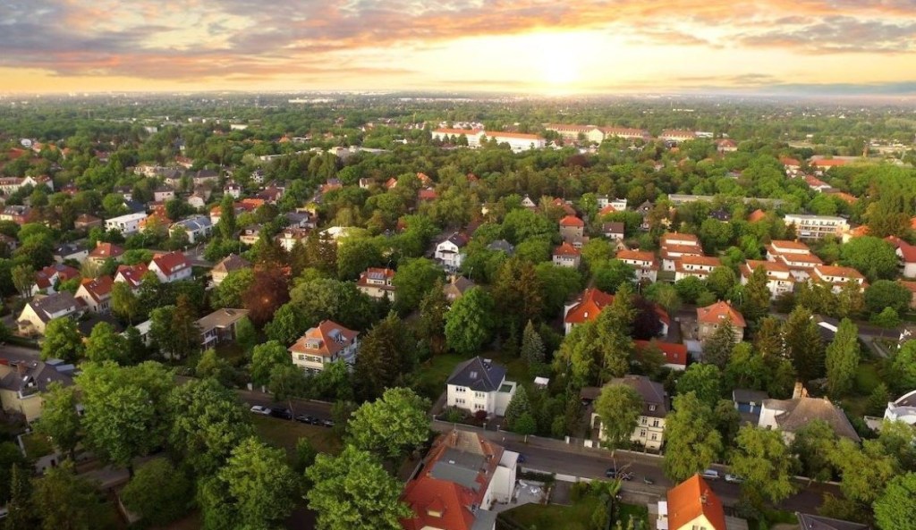 Houses-Neighborhoods, Single Family, 2