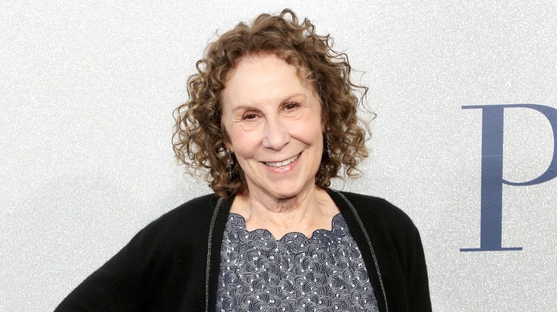 Rhea Perlman