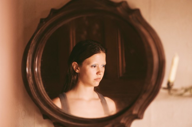 X, Mia Goth, 2022. ph: Christopher Moss / © A24 / Courtesy Everett Collection