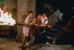 OPERATION CONDOR 2, (aka FEI YING GAI WAK, aka ARMOUR OF GOD 2, aka OPERATION EAGLE), from left: Alan Tam, Jackie Chan, Rosamund Kwan, 1991. ©Dimension Films / Courtesy Everett Collection