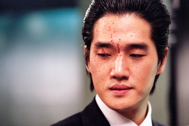 OLDBOY, Ji-tae Yu, 2003, (c) Tartan Releasing/courtesy Everett Collection