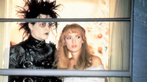 EDWARD SCISSORHANDS, Johnny Depp, Winona Ryder, 1990, TM & Copyright (c) 20th Century Fox Film Corp./courtesy Everett Collection