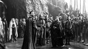 MACBETH, from left, Orson Welles, Erskine Sanford, Roddy McDowall, 1948