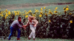 Helen Hunt and Bill Paxton in 'Twister'