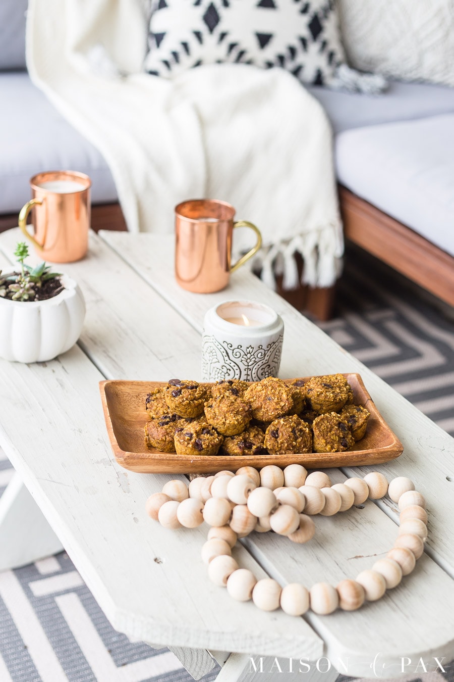 Get the recipe for this gluten free pumpkin muffin recipe and cozy fall decorating tips! #falldecor #pumkinrecipe #falldecorating