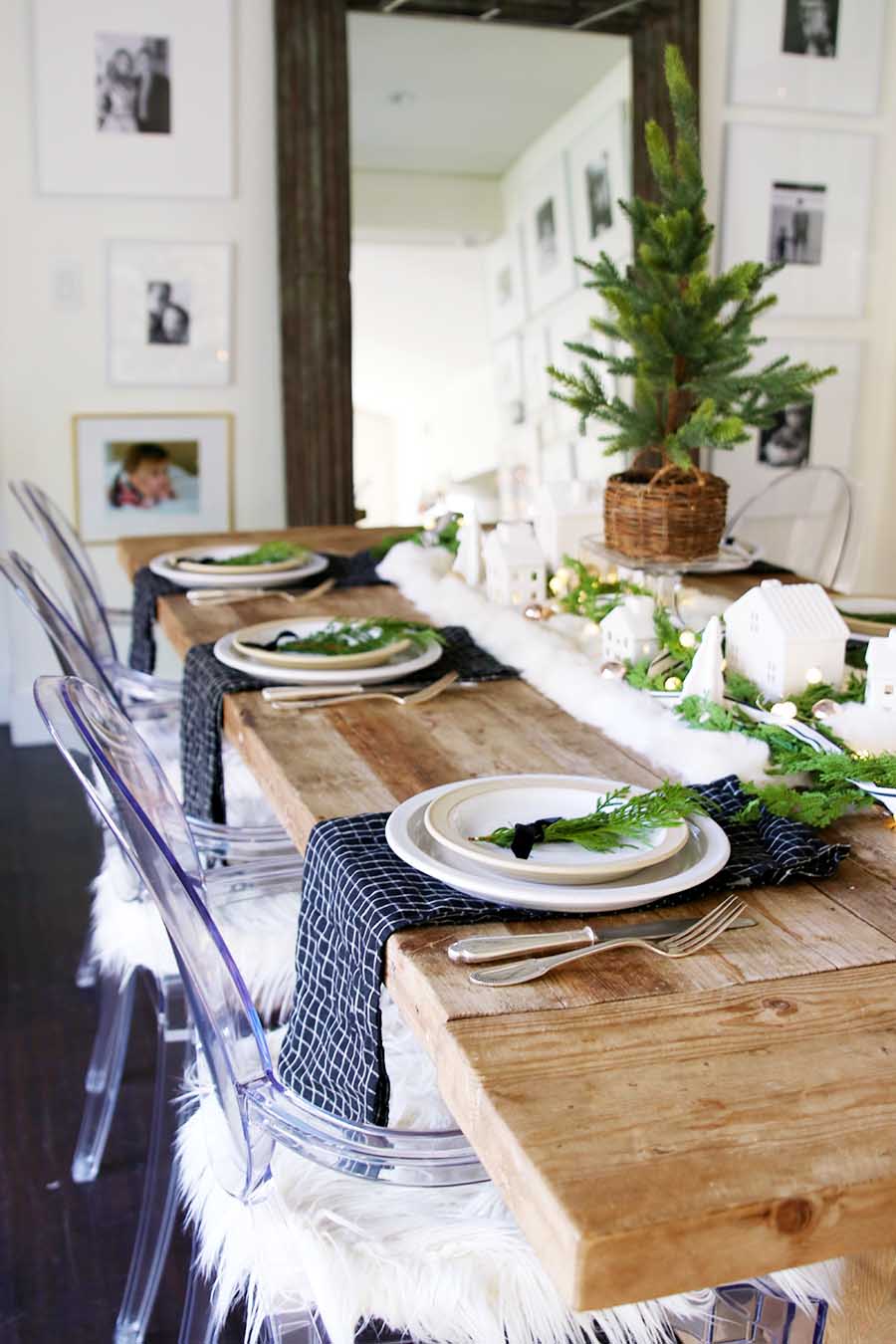 Modern Farmhouse Christmas table