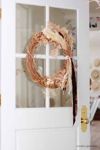 how to make a dried flower wreath