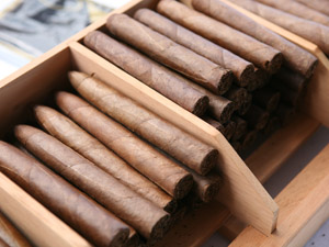 CigarL3_300x225