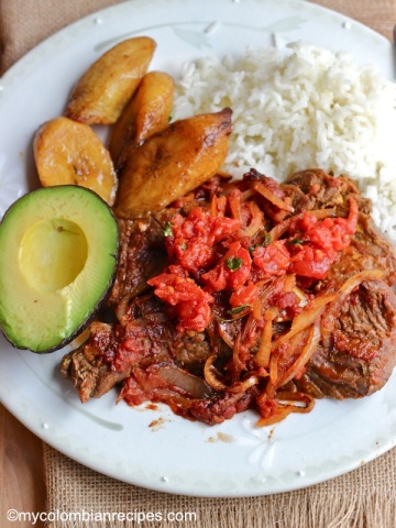 Bistec a la Criolla ( Colombian -Style Creole Steak) |mycolombianrecipes.com