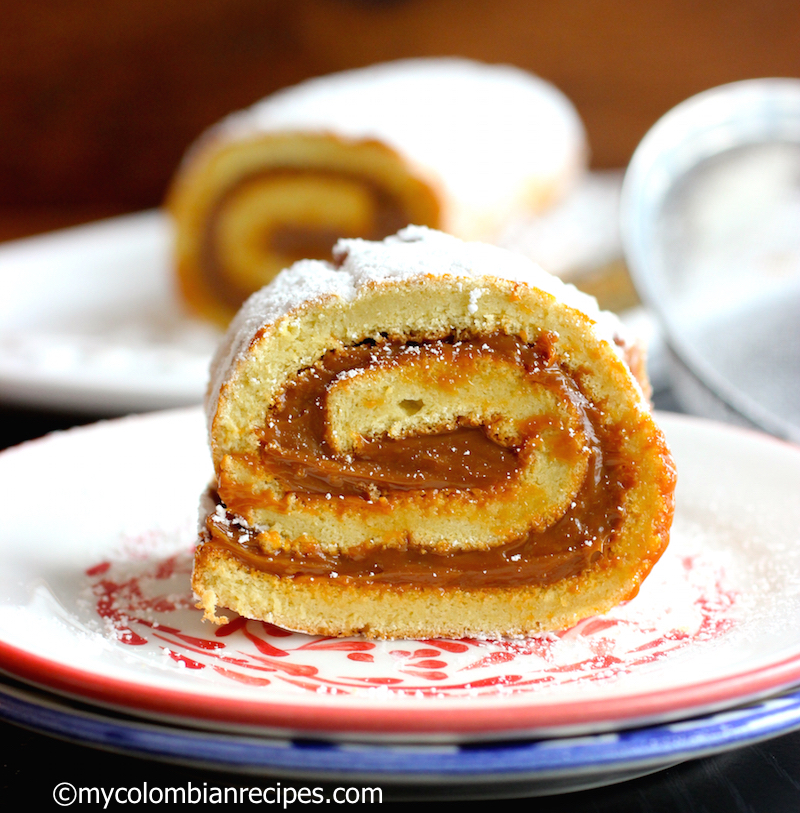 Dulce de Leche and Coconut Roll (Pionono de Arequipe Y Coco)