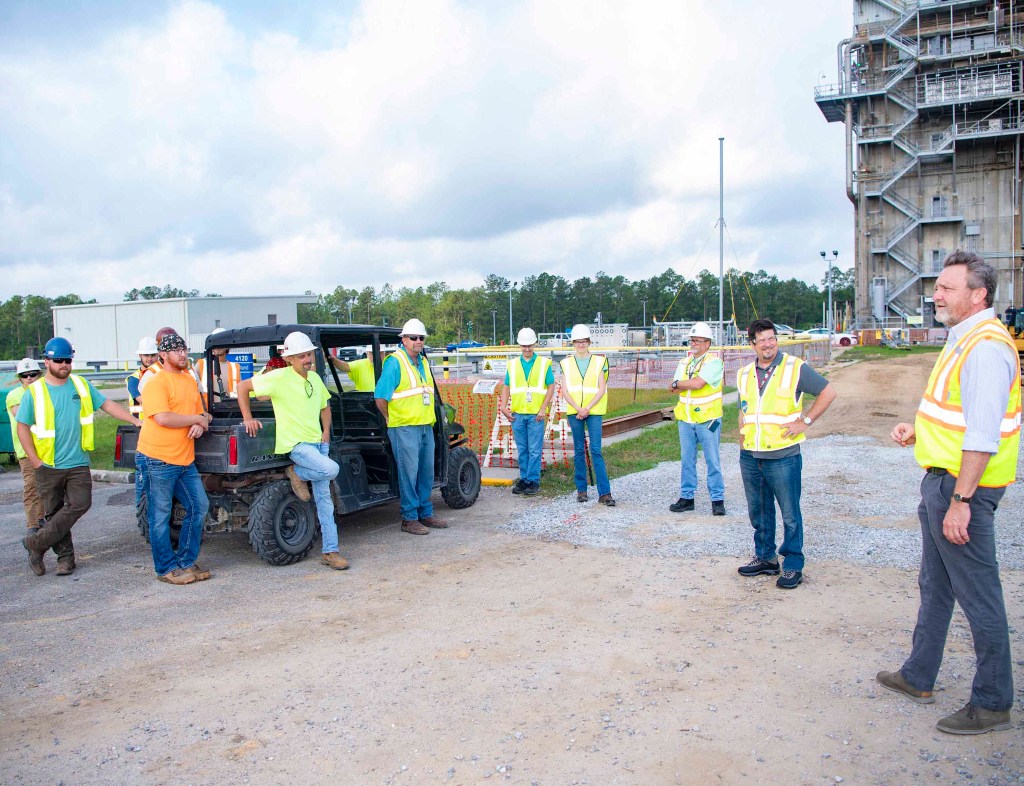 NASA Stennis leaders visited work sites on May 8 to recognize employees with NASA SHAKERS (Smart Human Actions Keep Everyone Really Safe) Awards for conducting work in a safe manner.