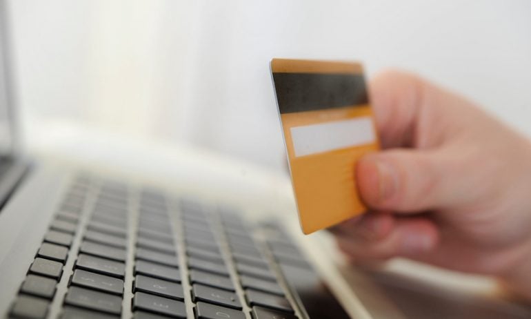 Credit Card vs. Debit Card: Which is Safer Online?