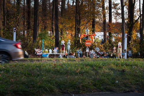 Roadside memorials