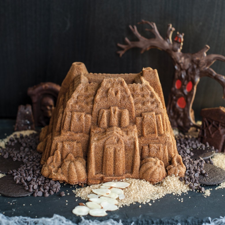 Haunted Manor Bundt® Pan