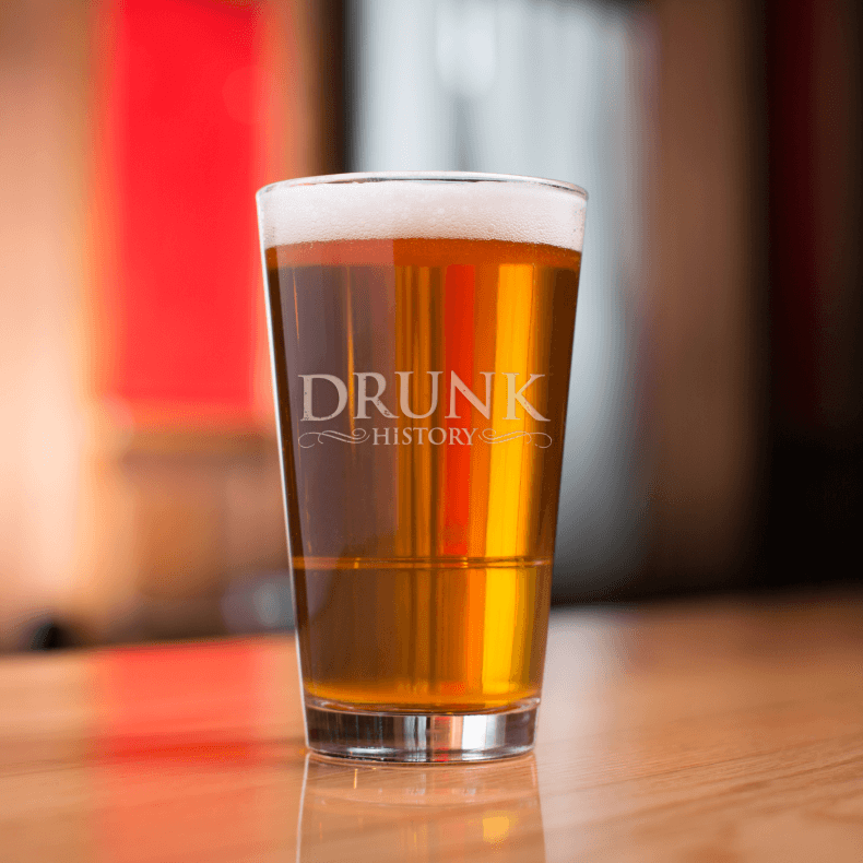 Drunk History Logo Lasergraviertes Pint-Glas