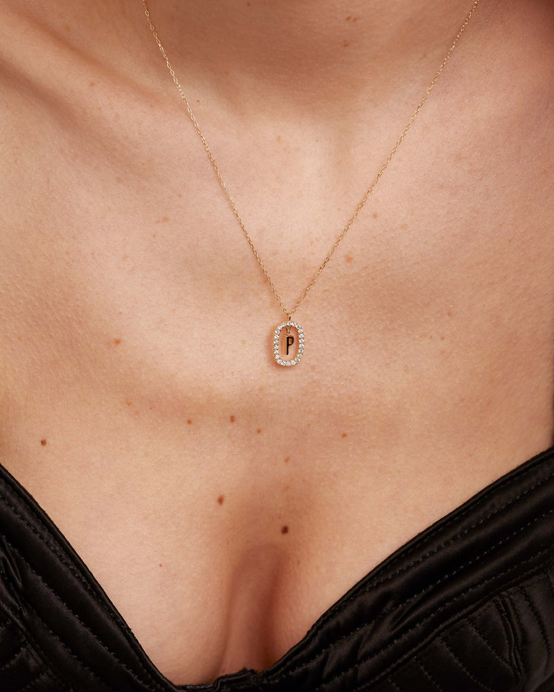 Collana in Diamanti e Oro Con Lettera P - 
  
    Oro 18K
  
