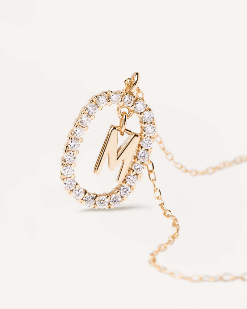 Collana in Diamanti e Oro Con Lettera M - 
  
    Oro 18K
  
