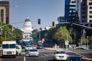 photo - Traffic in Front of California State Capitol Building