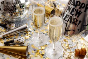 new-years-eve-party-GettyImages-1084097954