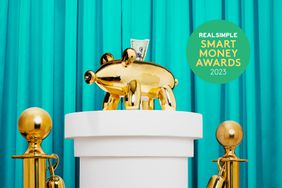 2023 REAL SIMPLE Smart Money Awards logo