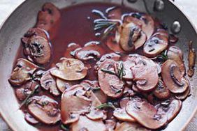 Red Wine Mushroom Sauce