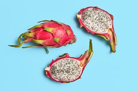 anti-inflammatory-fruits-GettyImages-1054923118