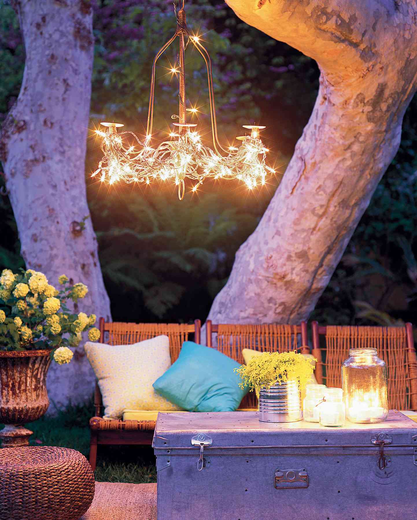 Outdoor chandelier