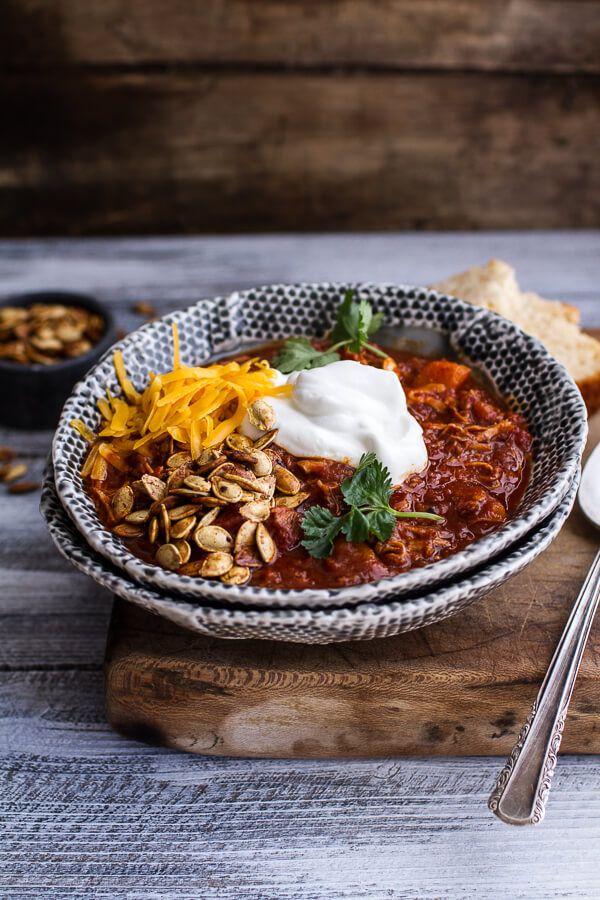 Crockpot Chipotle Pulled Pork and Pumpkin Chili with Roasted Pumpkin Seeds