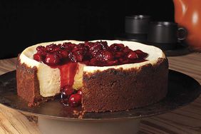 Gingersnap Cherry Cheesecake