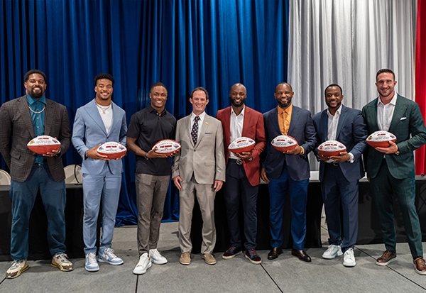 group shot of Senior Bowl players