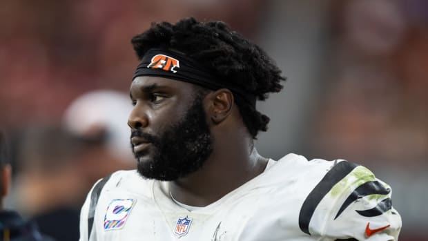 Oct 8, 2023; Glendale, Arizona, USA; Cincinnati Bengals defensive tackle DJ Reader (98) against the Arizona Cardinals at State Farm Stadium. Mandatory Credit: Mark J. Rebilas-USA TODAY Sports  