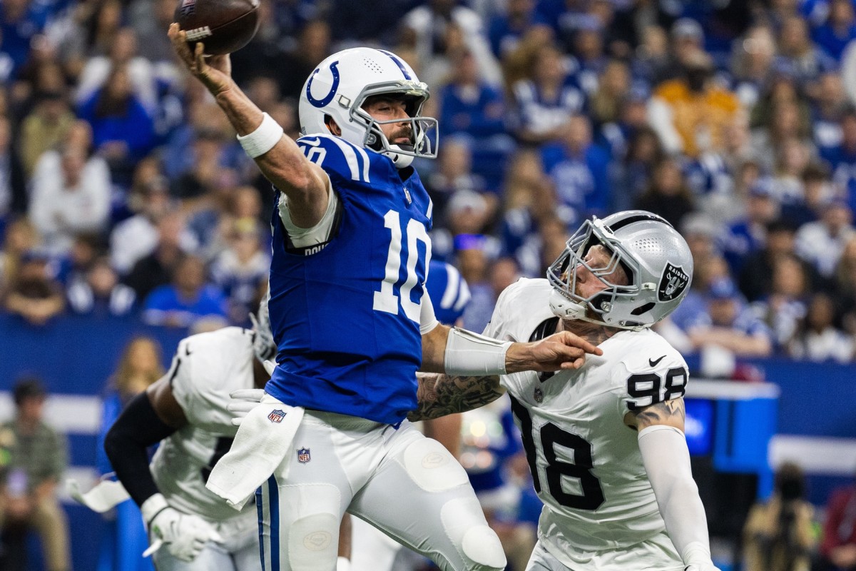 The Las Vegas Raiders have agreed to terms on a two-year deal with Pro-Bowl quarterback Gardner Minshew (90).