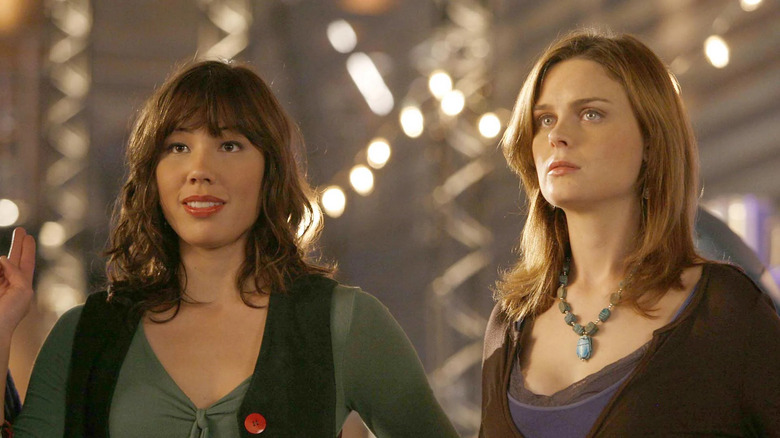 Bones, Michaela Conlin, Emily Deschanel