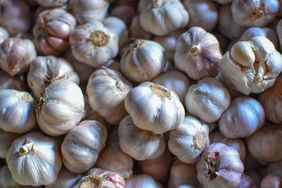 garlic cloves