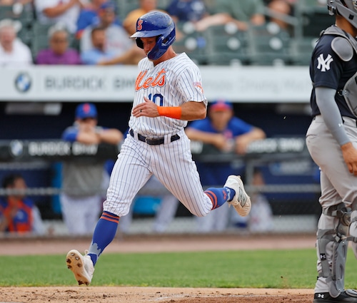 Syracuse Mets Baseball action