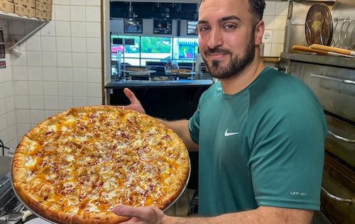 CNY Pizza Tour: The Deli on Valley