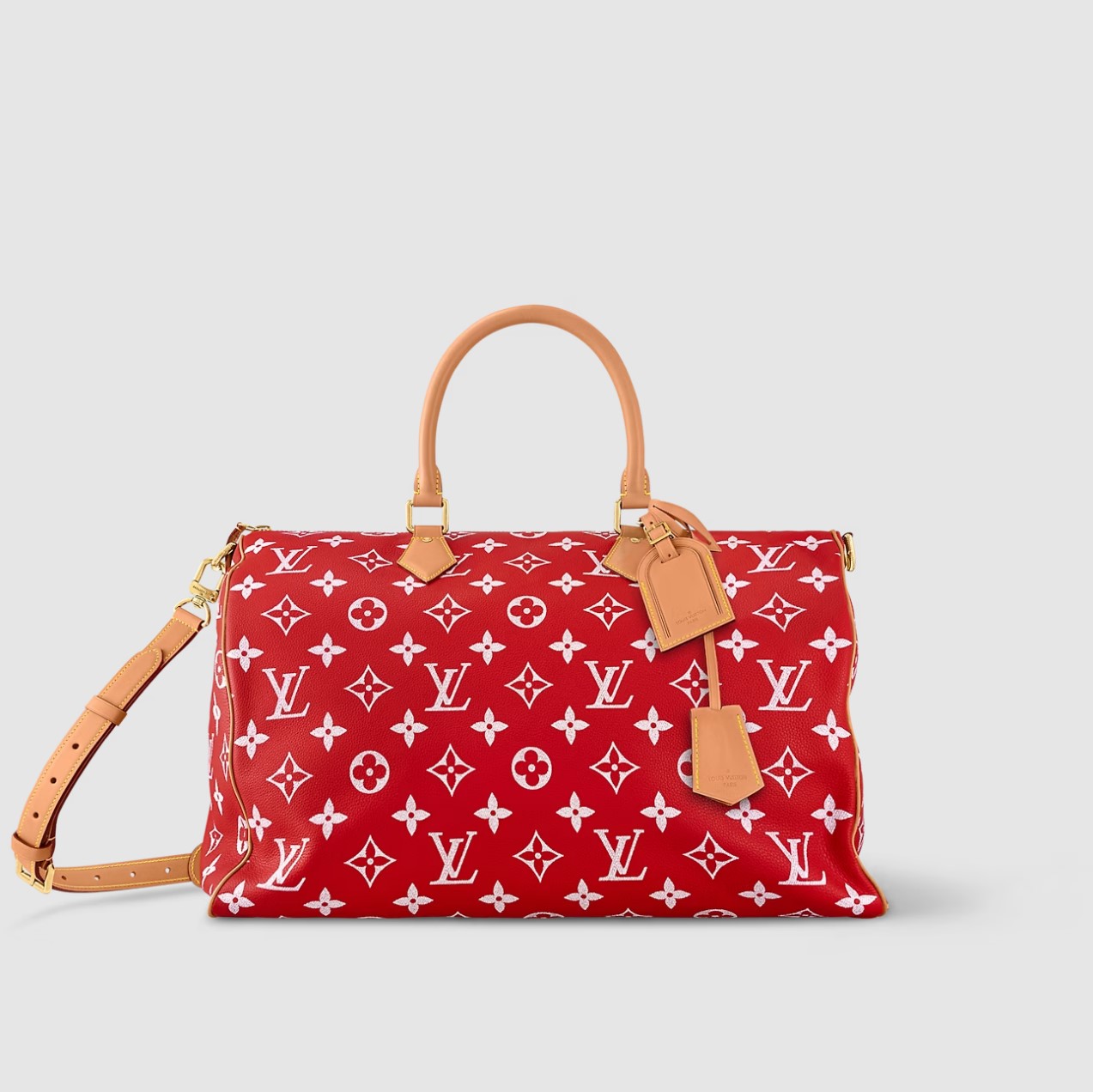 Swift wants to present Kelce and his teammate, Patrick Mahomes, with luxury Louis Vuitton bags in the colors of the Kansas City Chiefs