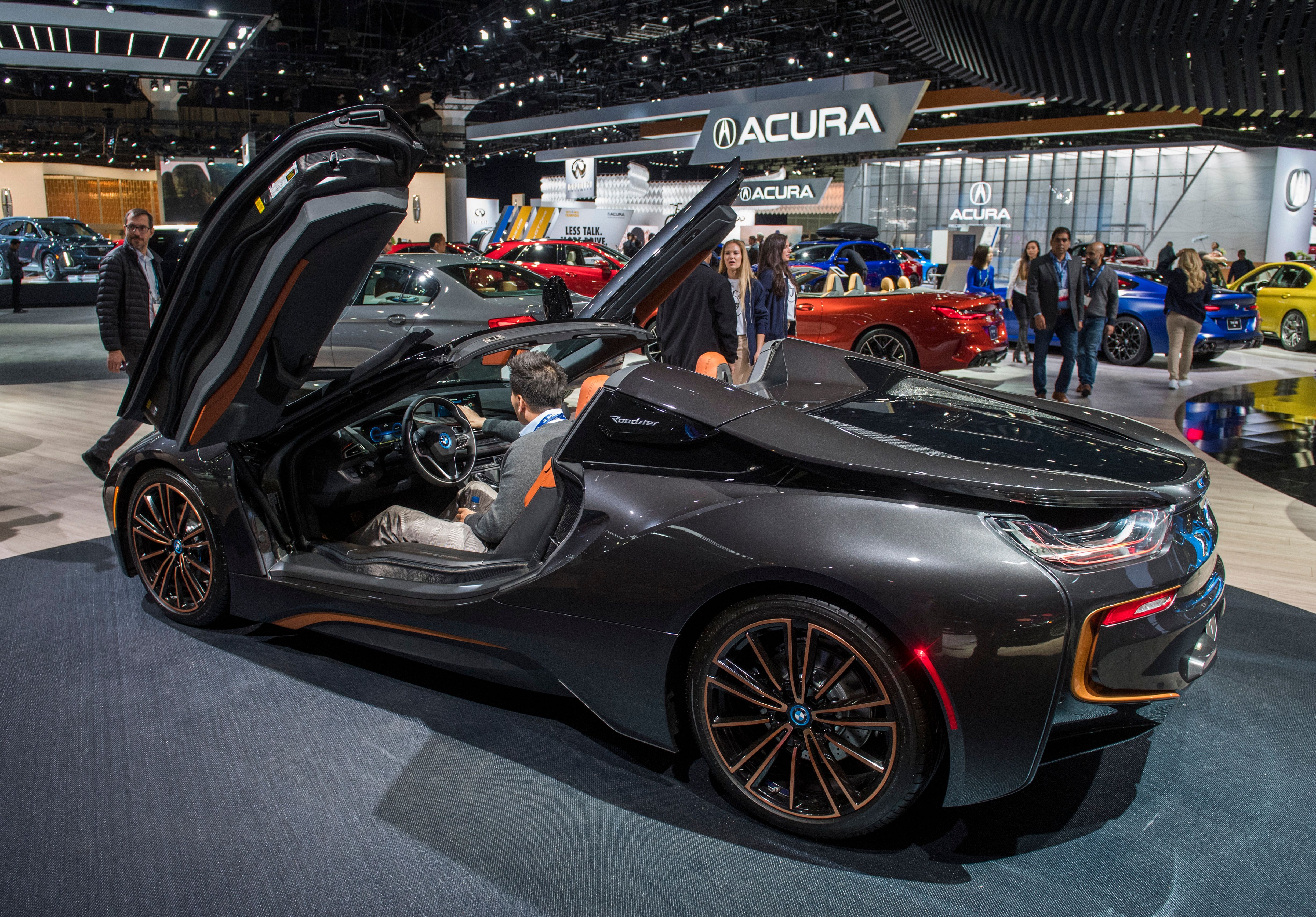 Thompson owns a BMW i8 sports car