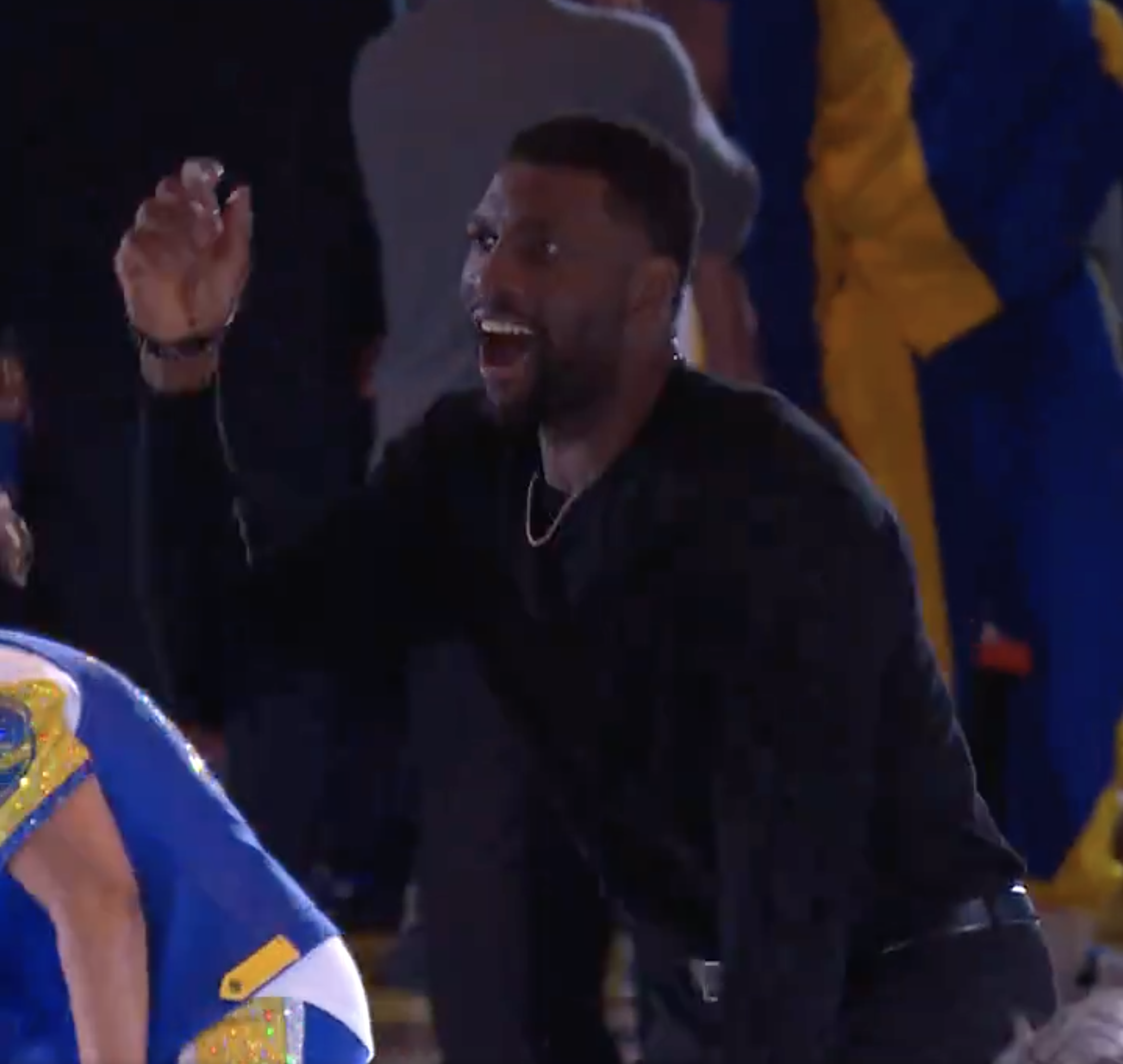 Festus Ezeli joined the dance team on the court