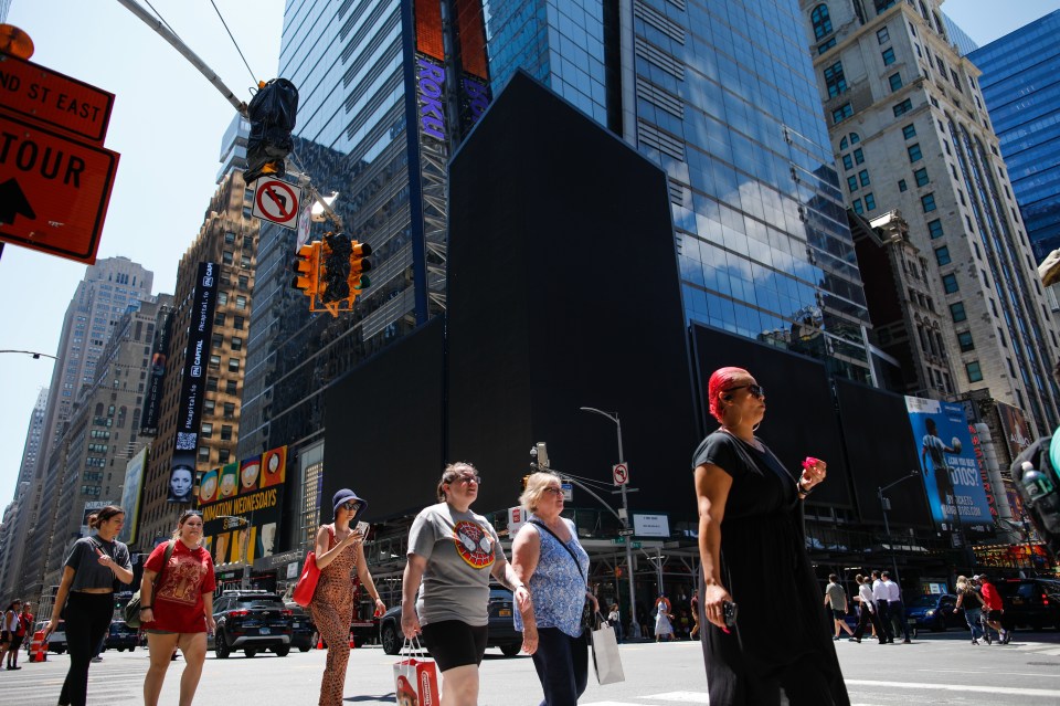 The black screens surrounding the iconic square created an eerie atmosphere