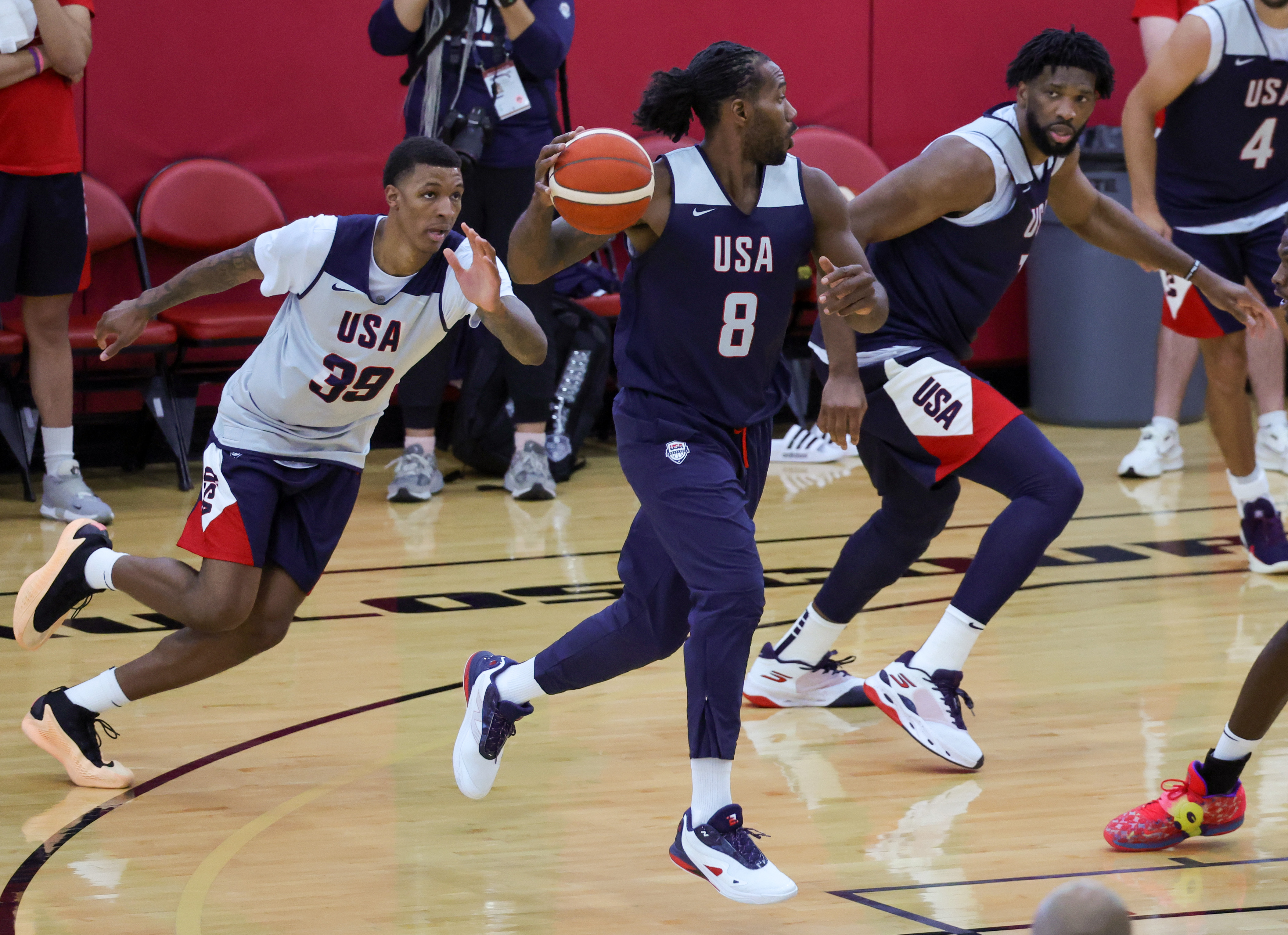 The Clippers forward linked up with the team in Vegas but has withdrawn through injury