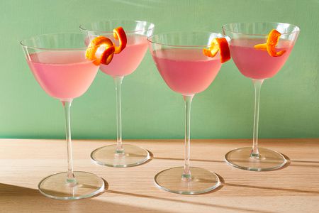 Cosmopolitan Cocktails in glasses 