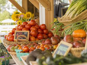 Produce at farmers market