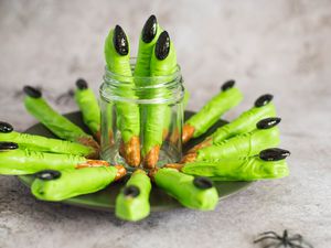 Witch finger pretzel rods