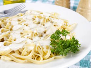 Fettuccine Alfredo