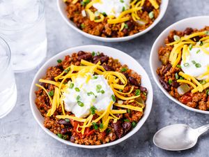 Basic chili con carne with beans and beef recipe