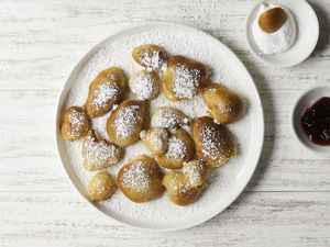 air fryer funnel cake bites