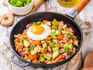 Paleo Turkey, Bacon, and Egg Skillet