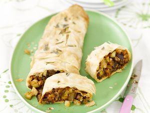 Strudel on a green plate