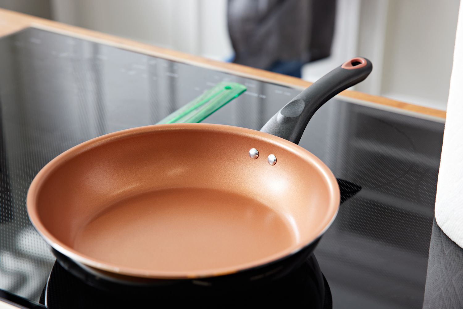 nonstick cookware lab test photo